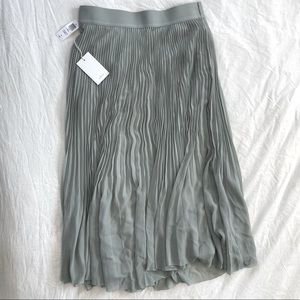 NWT Wilfred Twirl Skirt- Dusky Green (discontinued)